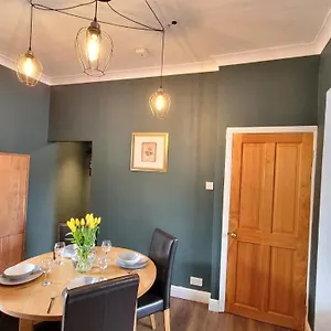 Holiday home Colenso St - 2 Bed House By Bishy Road & River, York